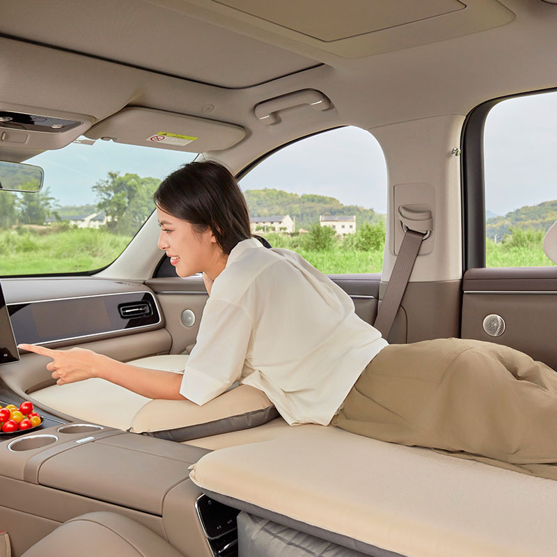 In-Car Inflatable Mattress