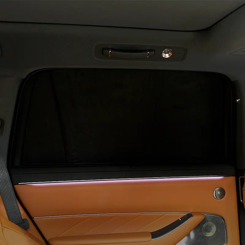 Full-Vehicle Privacy Sunshade gallery image 4