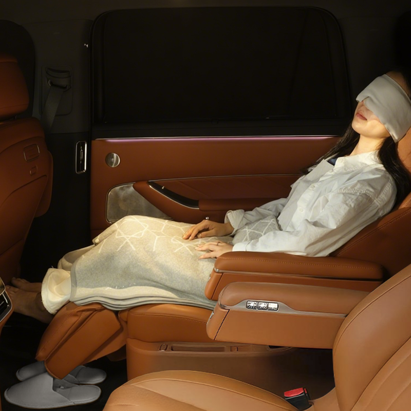 Privacy Sunshade gallery image 5