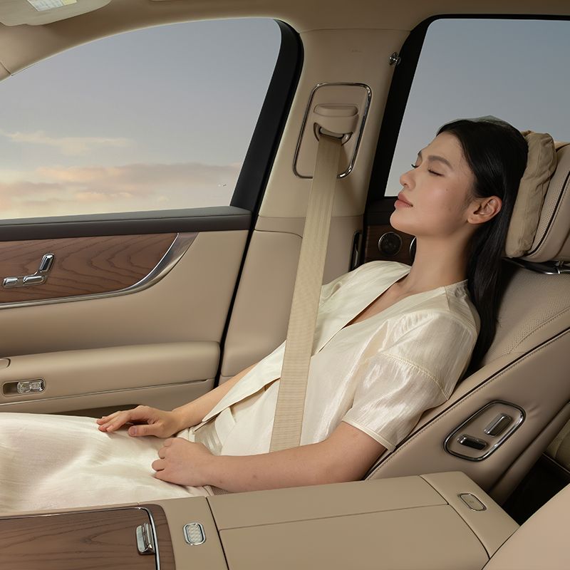 Soft Head Pillow gallery image 4