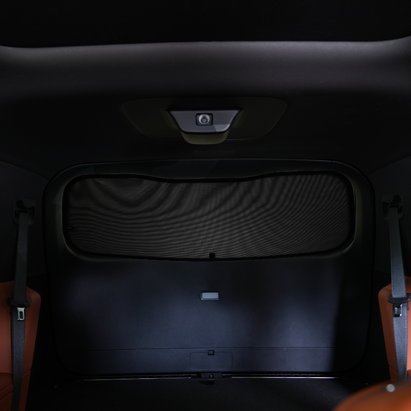 Privacy Sunshade gallery image 5