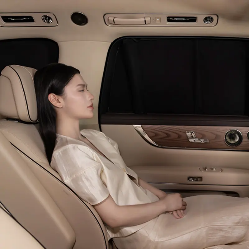 Full-Vehicle Privacy Sunshade gallery image 2