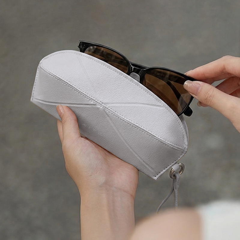 Magnetic Glasses Pouch gallery image 4
