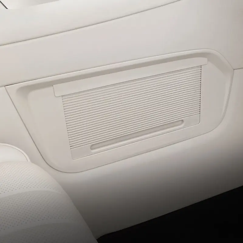 Center-Console Privacy Panel