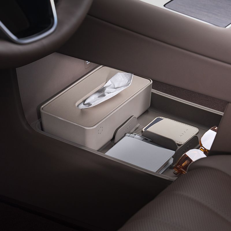 Lower Center-Console Organizer gallery image 4