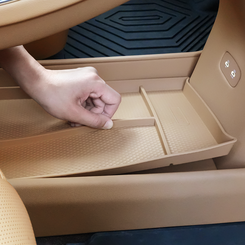 Lower Center-Console Storage Box gallery image 2
