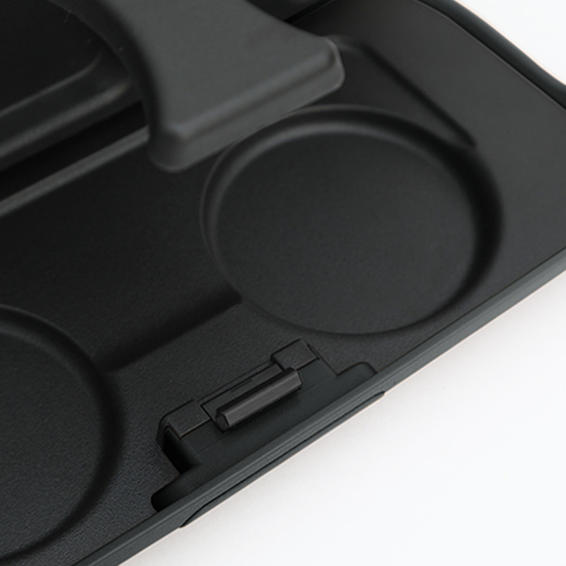 Second-Row Cup Holder gallery image 5