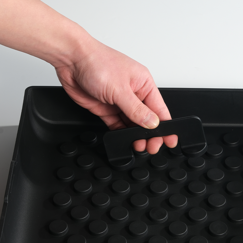 Second-Row Multi-Storage Box gallery image 4