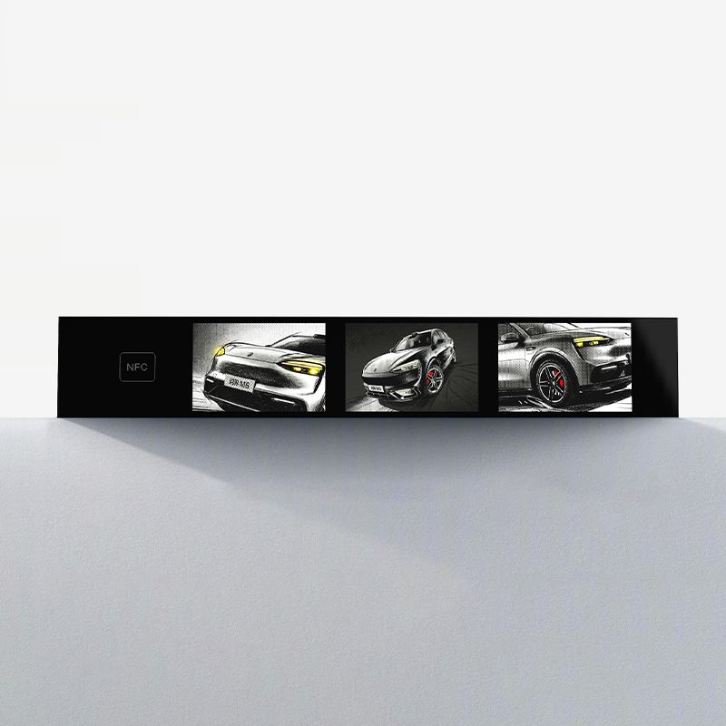In-Car E-Ink Display gallery image 4