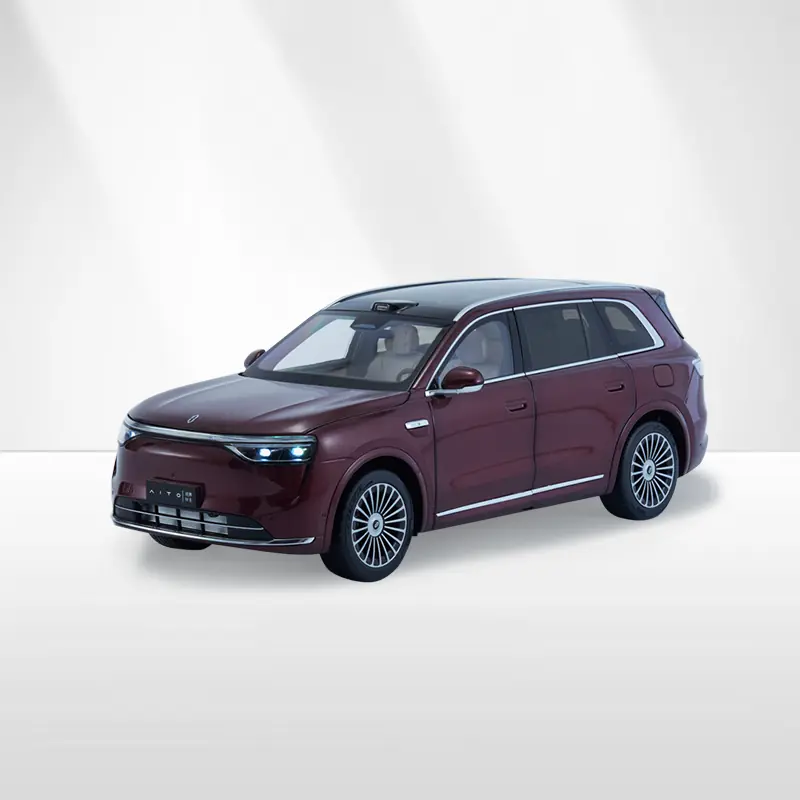 1:18 Scale Alloy Model — M8 gallery image 6