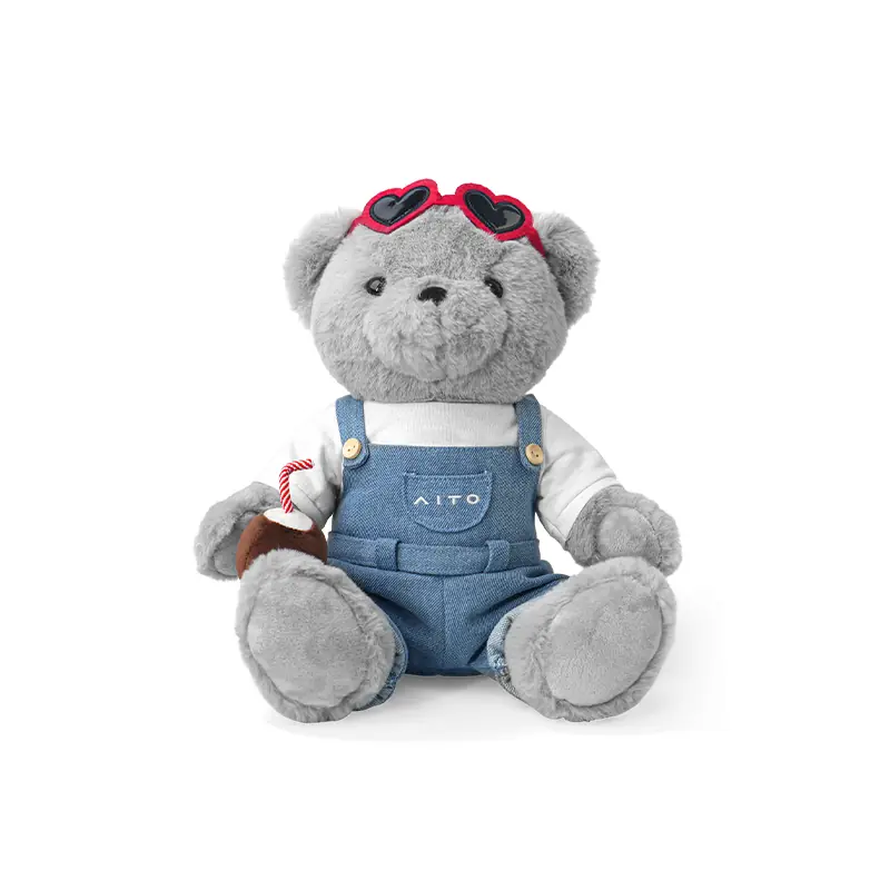 Bear — Four Seasons gallery image 7