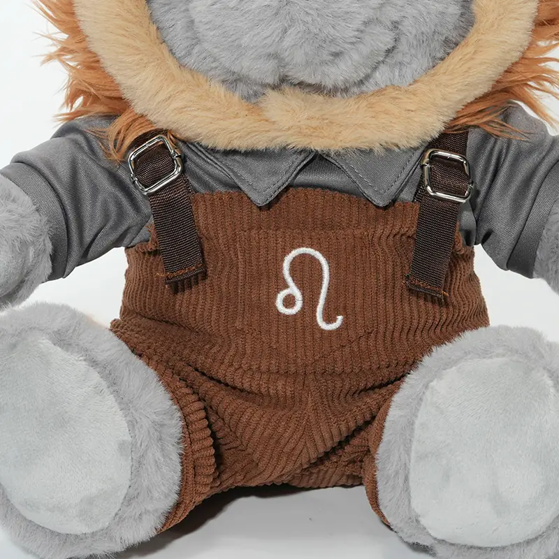 Bear — Leo gallery image 6