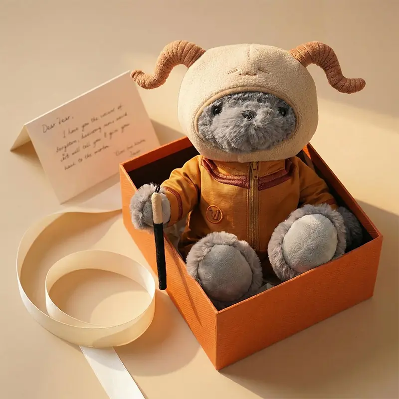 Bear — Capricorn gallery image 3