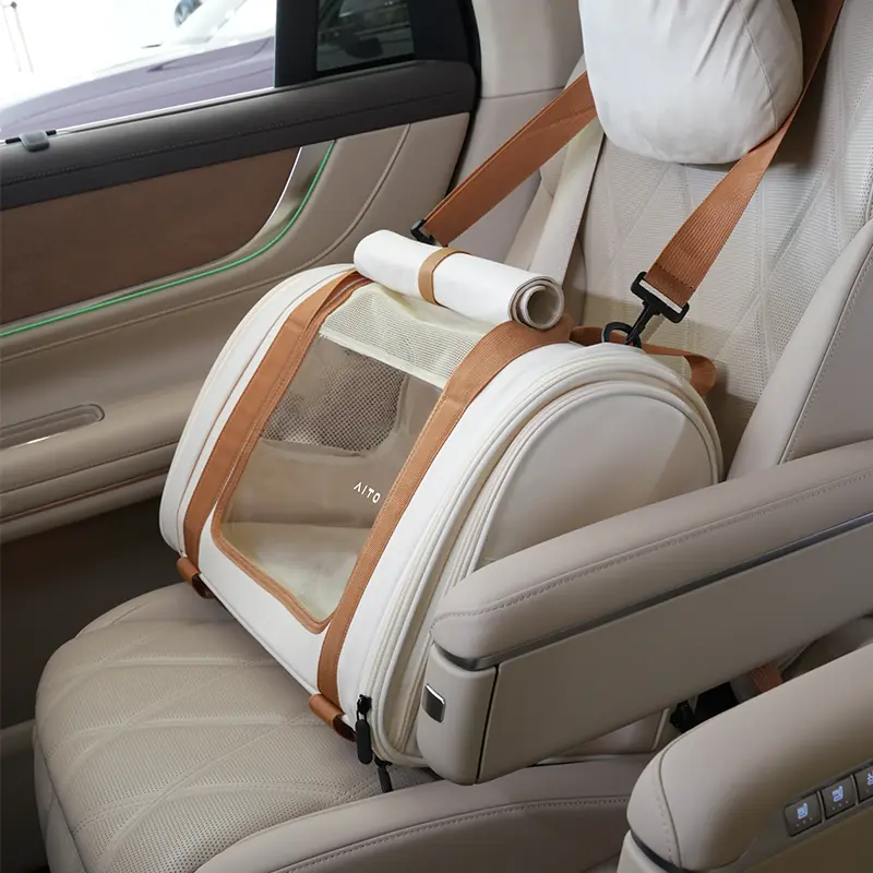 In-Car Pet Carrier gallery image 6
