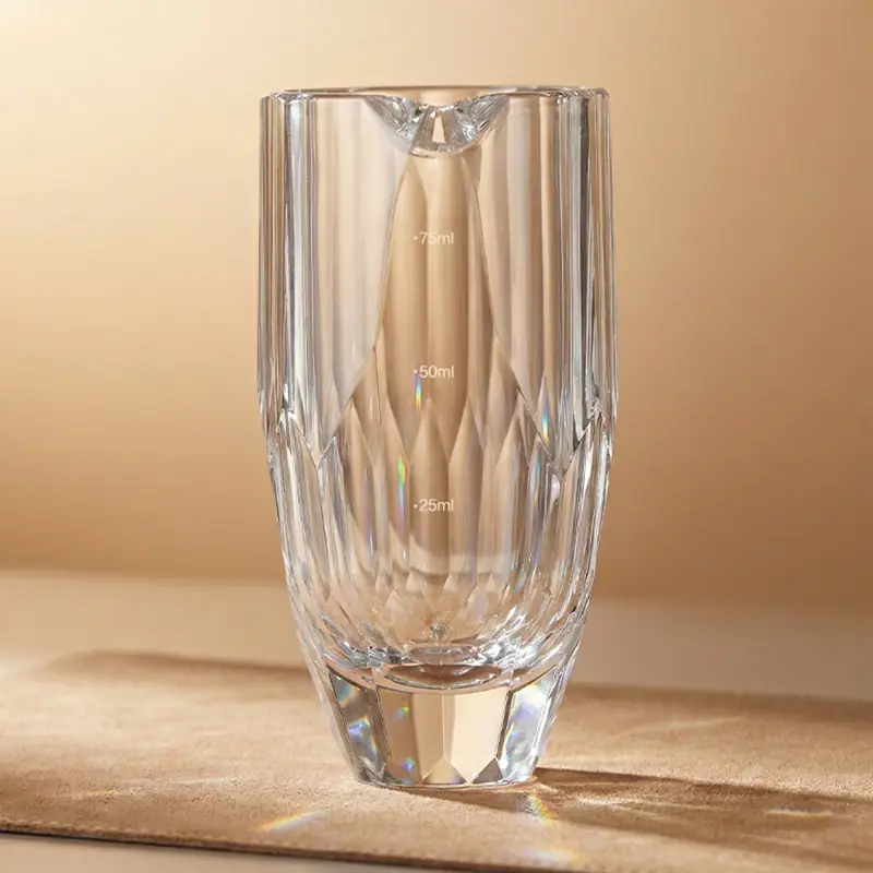 Baijiu Decanter & Cups Gift Set gallery image 2