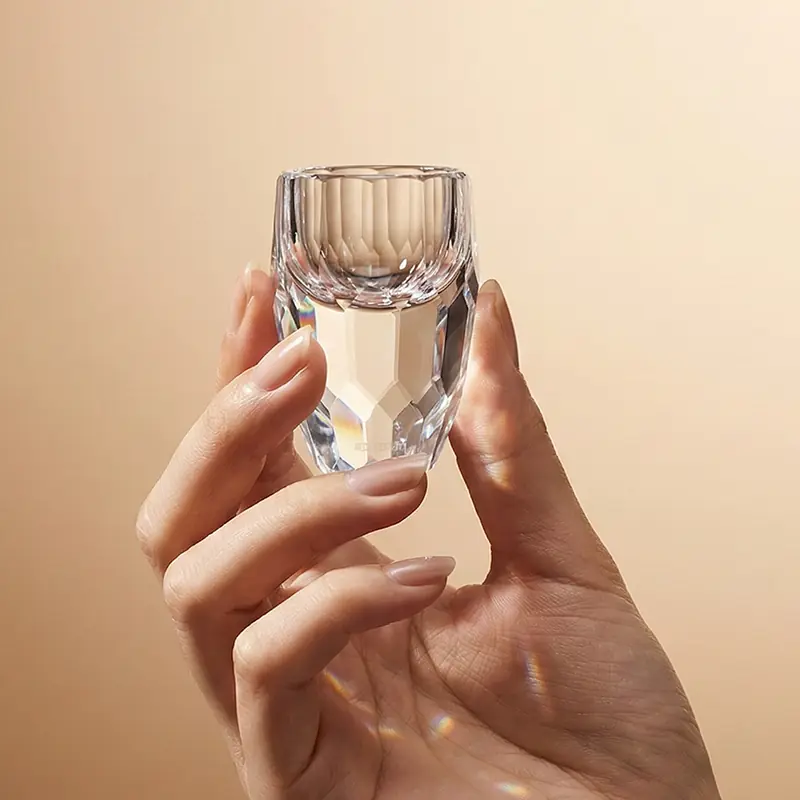 Baijiu Decanter & Cups Gift Set gallery image 5