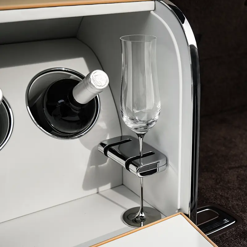 Champagne Glasses gallery image 5