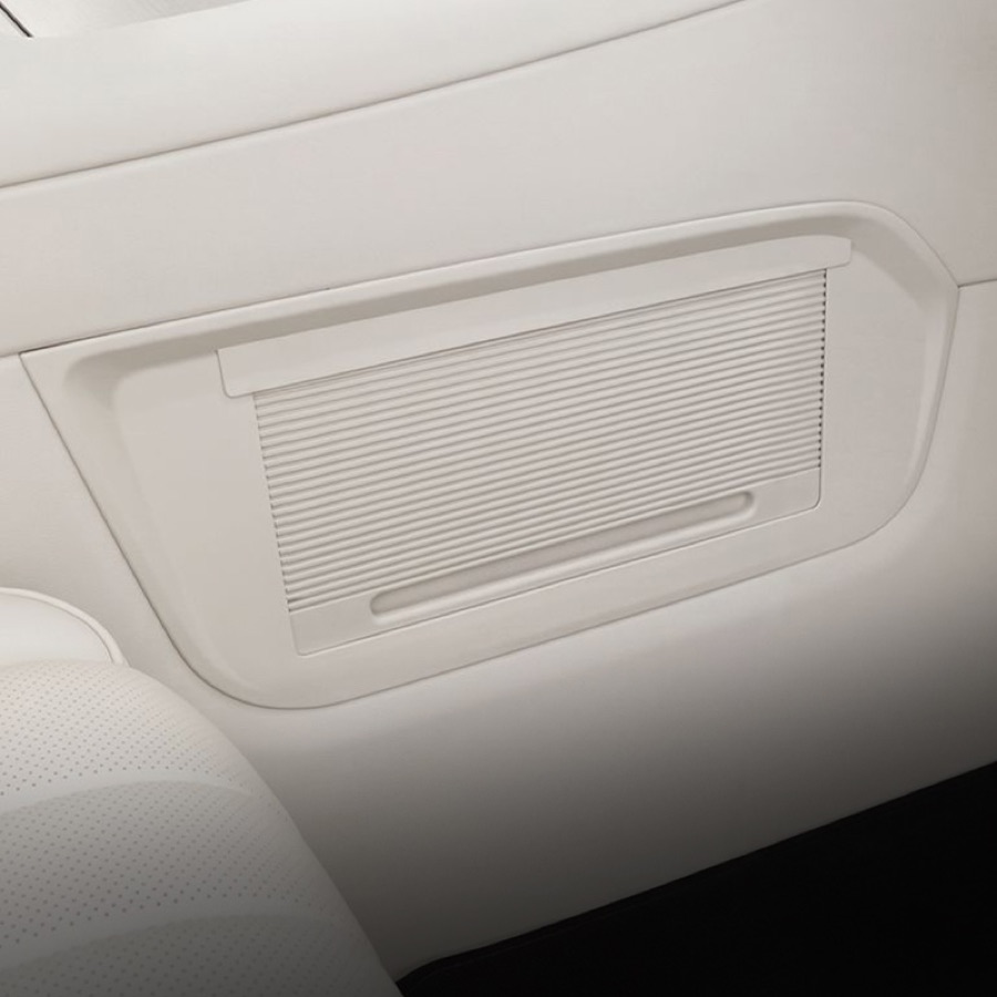 Center-Console Privacy Panel